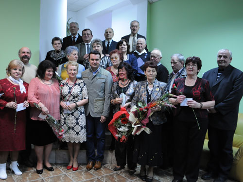 caspev petrecere emm