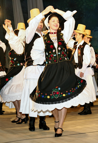 Foto Ansamblul Transilvania (c) eMaramures.ro