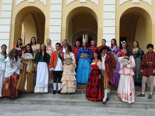 Foto: Serbarile castelului - Satulung (c) eMaramures.ro