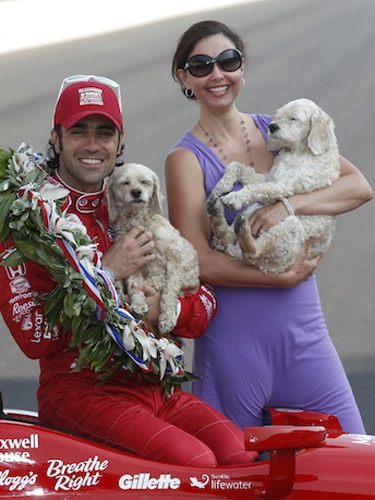 Actrita Ashley Judd divorteaza de pilotul de curse Dario Franchitti 