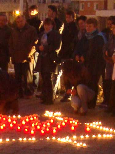 Lumanari in memoriam (c) eMM.ro