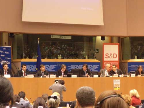 Foto: dezbatere Bruxelles (c) eMaramures.ro