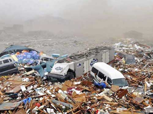 Foto: tsunami Japonia - 11 martie 2011 (C) blog.redcross.org.uk