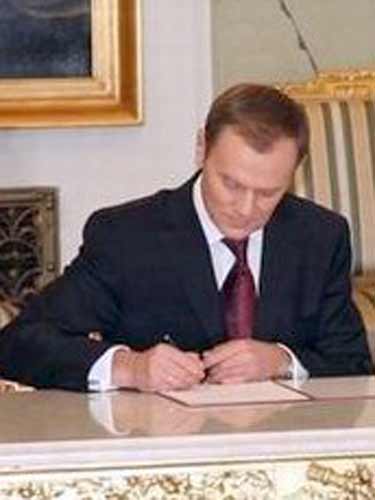 Donald Trusk - premierul Poloniei - wikipedia.org
