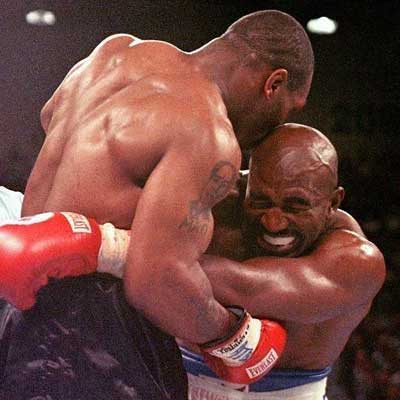 Mike Tyson si Evander Holyfield