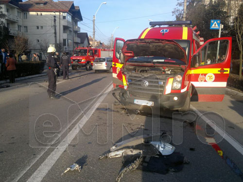 Foto: Accident SMURD strada Victoriei