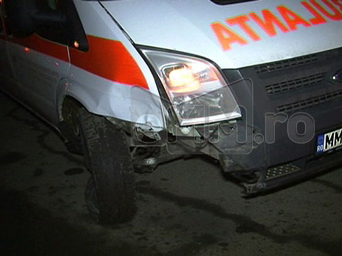 Foto: accident Ambualnata - iesire Baia Mare (c) eMaramures.ro
