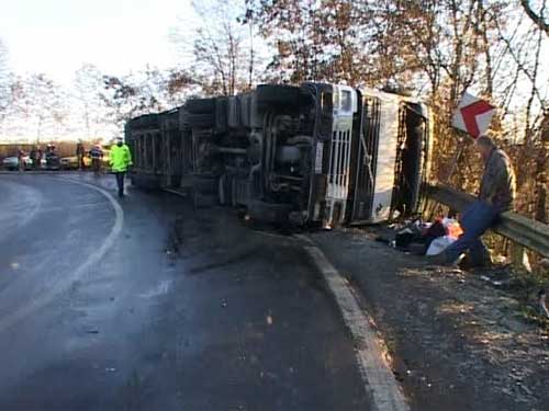 Foto accident TIR Mesteacan