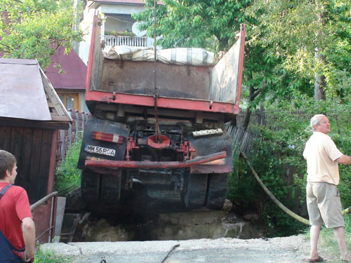 Foto: accident camion - pod Cavnic (C) eMaramures.ro