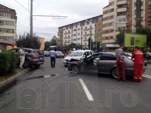 Accident pe bd Republicii (c) eMM.ro