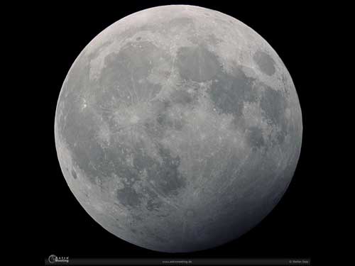 Foto eclipsa Luna din penumbra (c) Stefan Seip