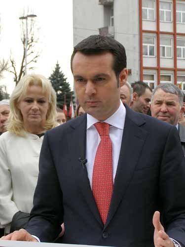 Catalin Chereches - noul primar ales al Baii Mari (c) eMM.ro