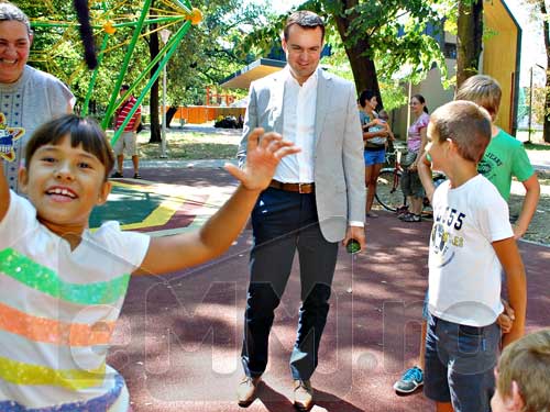 Loc nou de joaca in Parcul Municipal (c) eMM.ro