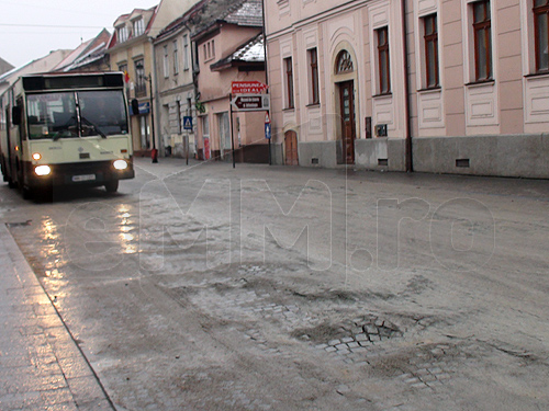 Lucrari de mantuiala pe Podul Viilor (c) eMM.ro