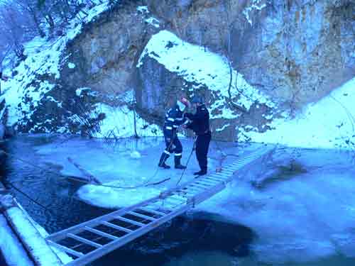 Detonare pod gheata Valea Neagra