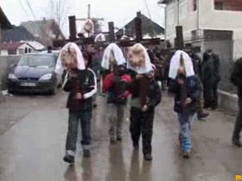 Foto inmormantare la Borsa - romani ucisi in Elvetia