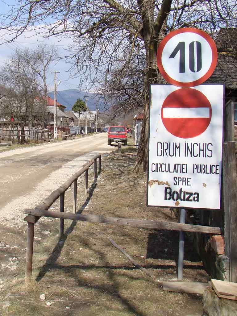Foto drum comunal Botiza - Grosii Tiblesului (c) eMaramures.ro