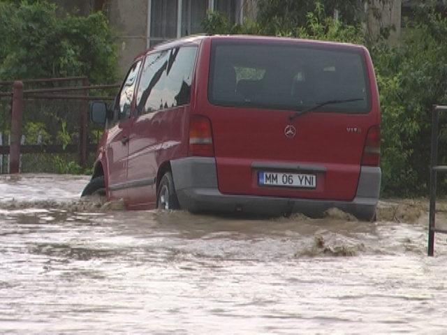 Foto Inundatii Buciumi - 3 iulie 2009 (c) emaramures.ro