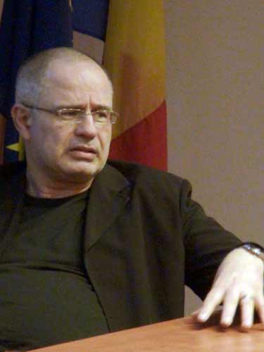 Dan Stoica - scriitor si regizor