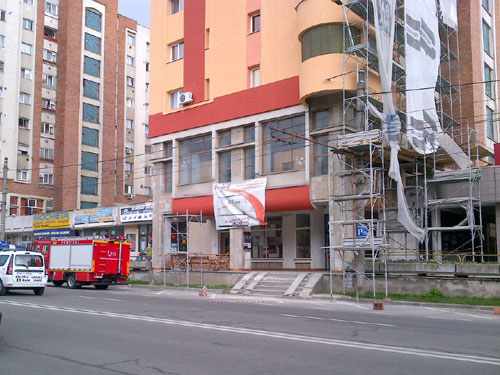 Schela pericol pe bulevardul Traian din Baia Mare (c) eMM.ro