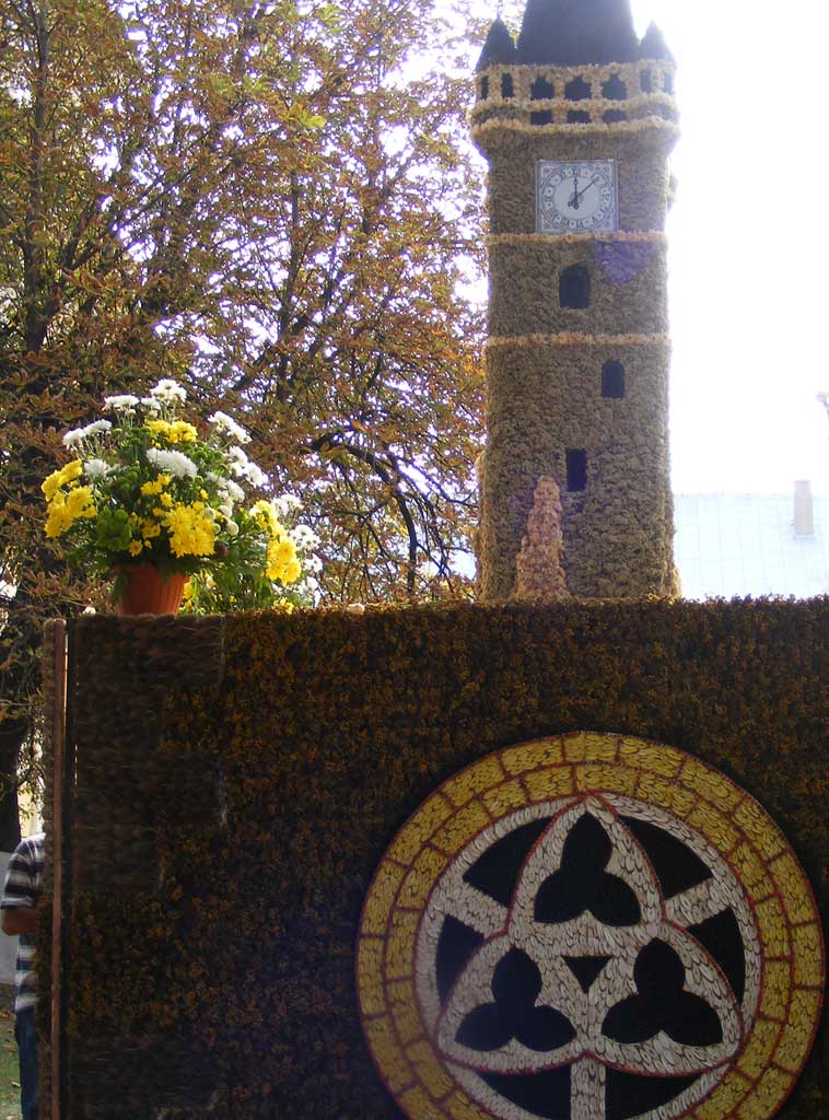 Foto: Turnul Stefan Baia Mare - car alegoric (c) eMaramures.ro