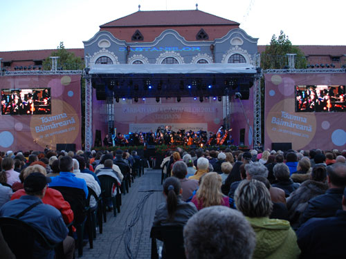 sarbatoarea castanelor muzica clasica eMM.ro