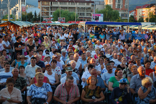 Vara Baimareana 2013 - folclor (c) eMM.ro