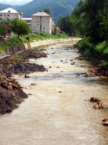 Foto: rau Sasar (c) eMaramures.ro