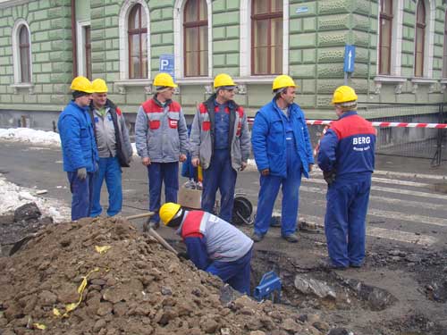 Foto: Muncitori Berg Gaz