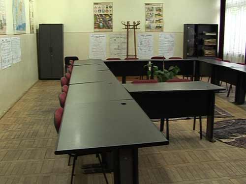 Sala de clasa renovata (c) eMM.ro