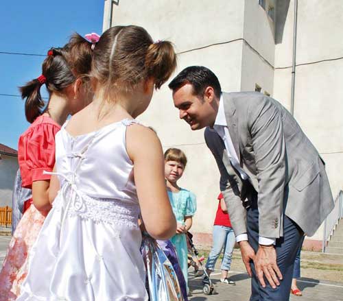 Festivitate de premiere la Scoala gimnaziala "Nicolae Balcescu"