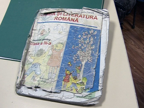 Manual vechi scoala Preluca Noua (c) eMM.ro