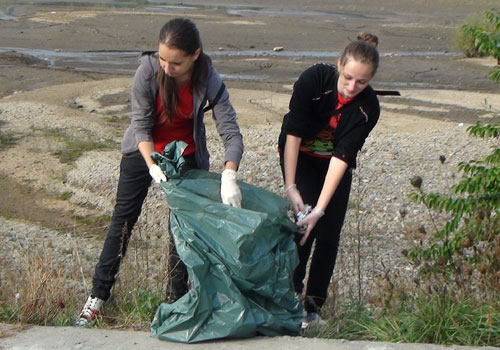 Voluntari Let's do it, Romania! (c) eMM.ro 