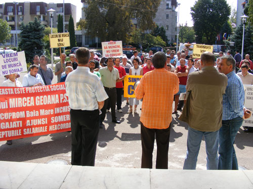 FOTO: Protest salariati Cuprom  (c) eMaramures.ro