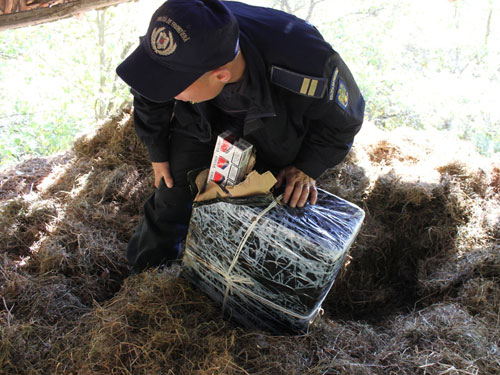 Foto: contrabanda Barsana (c) eMaramures.ro