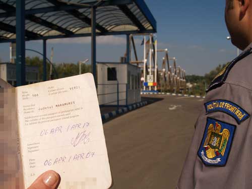 Foto pasaport modificat - Sighet / IJPF Maramures
