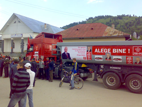 Foto camion PSD - campanie electorala - Gheorghe Tomoiaga - Poienile de sub Munte