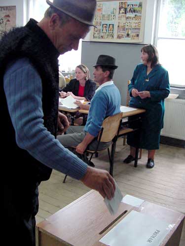 Foto: Vot localitatea Sieu, Maramures, turul II, 2008