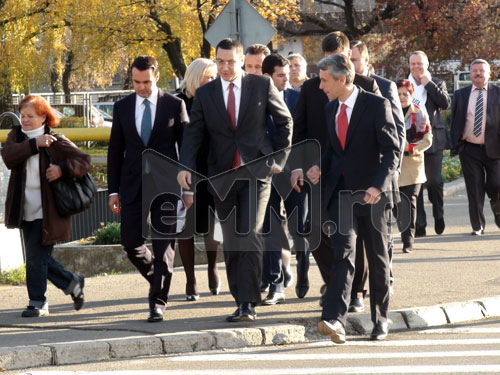 Foto: Victor Ponta - lansare candidati USL Baia Mare (c) eMaramures.ro