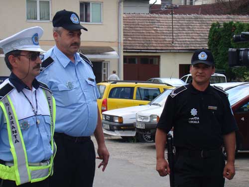 Foto Politia Locala - uniforme (c) eMaramures.ro