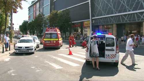 Accident langa mall (c) eMM.ro
