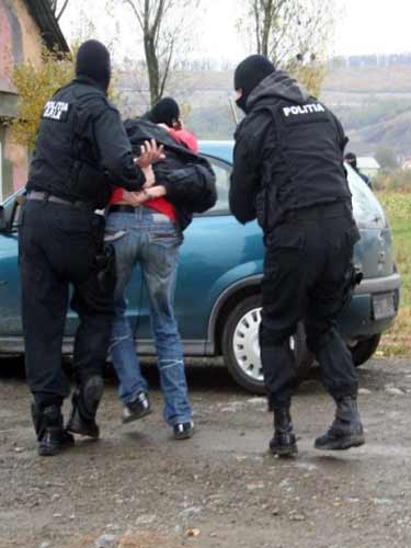 Arestari contrabanda (c) bistriteanul.ro