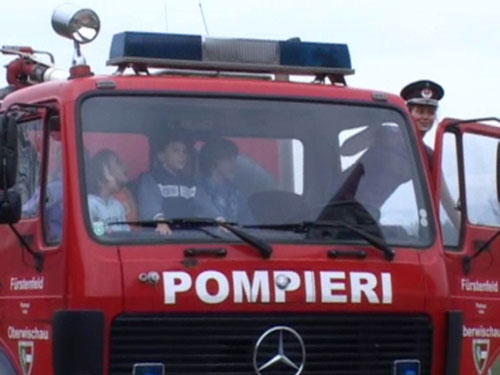 Foto Cadouri pentru copiii de la Casa Luminii (c) eMM.ro