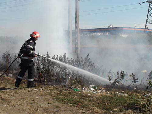 Foto Incendiu Pirita (c) eMM.ro