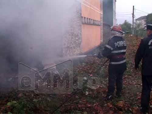 Foto: incendiu cantina TCI (c) eMaramures.ro
