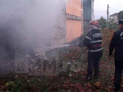 Foto: incendiu cantina TCI (c) eMaramures.ro