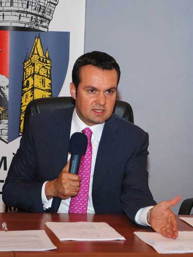 Catalin Chereches - primarul municipiului Baia Mare