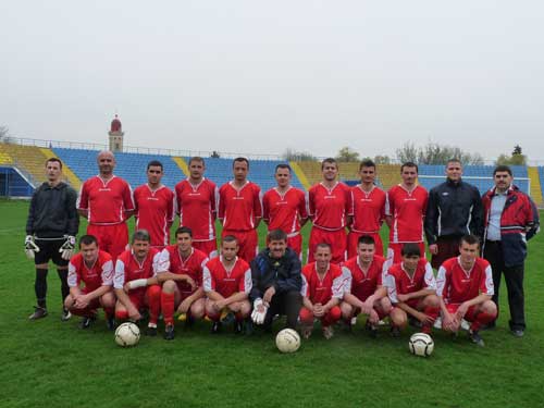 Foto: echipa de fotbal ISU Maramures