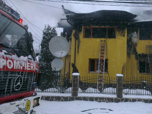 Sectie de votare fara curent, dupa un incendiu la Borsa - foto Facebook.com
