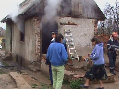 Foto: incendiu Baia Sprie - strada Closca (c) eMaramures.ro